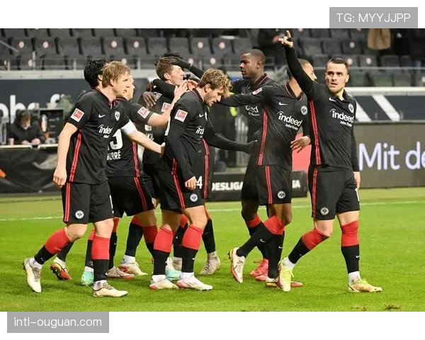 观察：德甲中卫“出球能力”已成为球队建队基石，相关数据权重持续上升